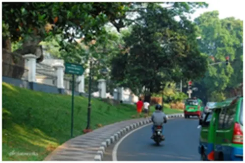 Jalur Hijau Jalan Jalak Harupat